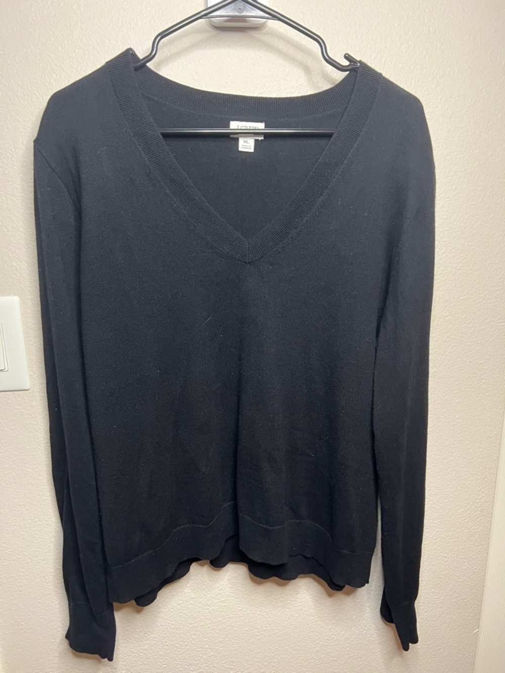 J. Crew Black V-Neck Lightweight Sweater 95% Cotton